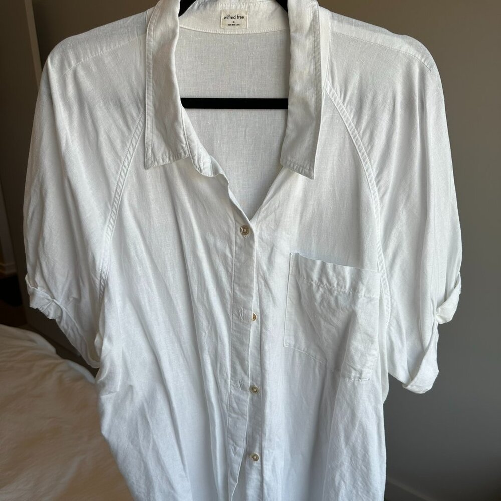 Aritzia Wilfred Free Boyfriend Shortsleeve Button-Up, White, Size XL